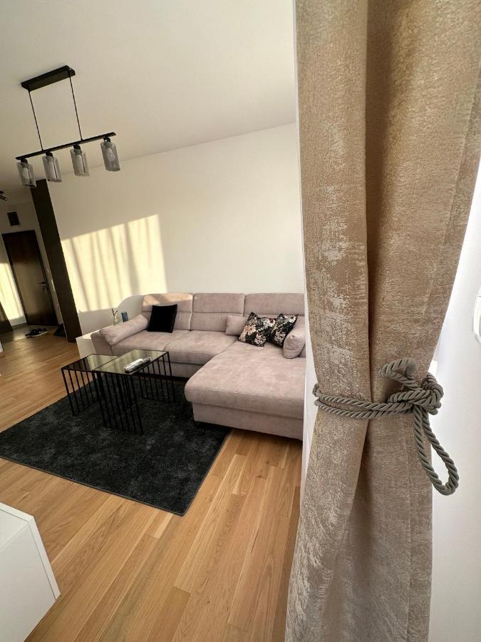 Apartman Ema Banja Luka Exterior foto