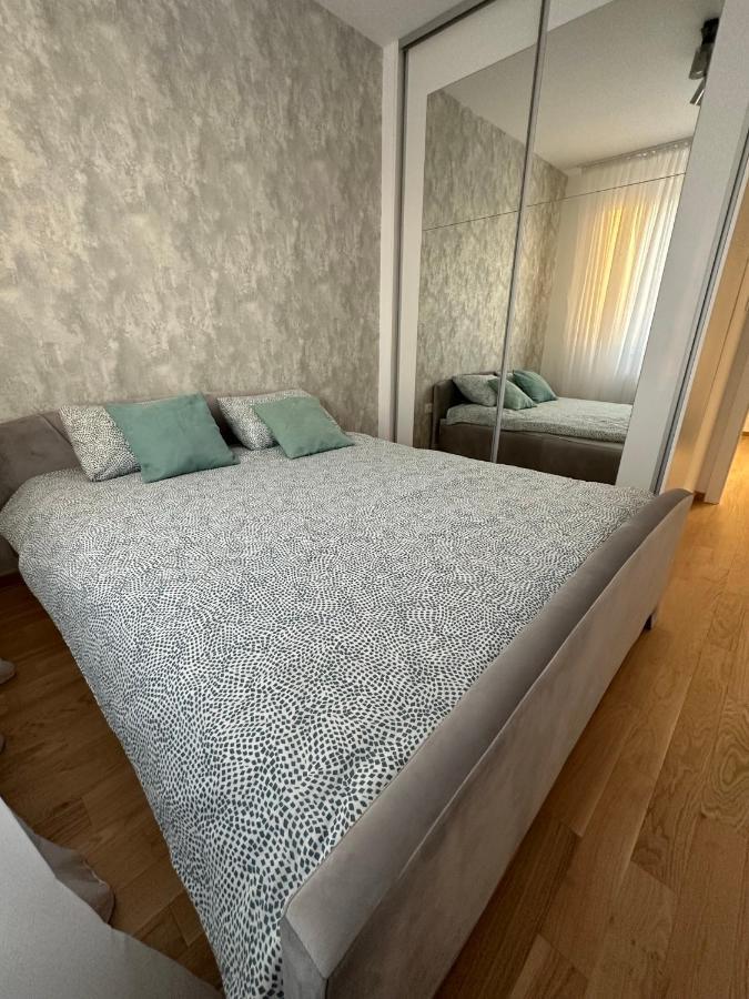 Apartman Ema Banja Luka Exterior foto