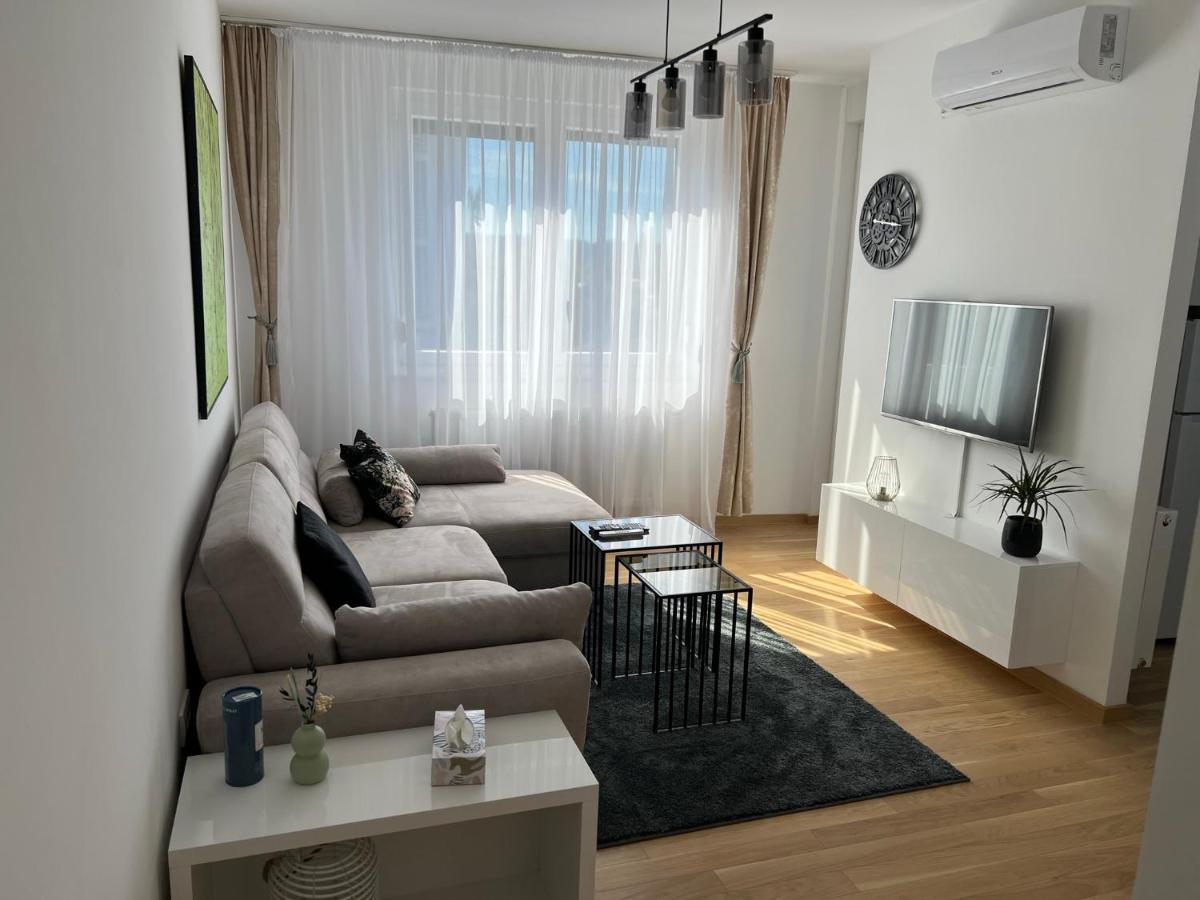 Apartman Ema Banja Luka Exterior foto